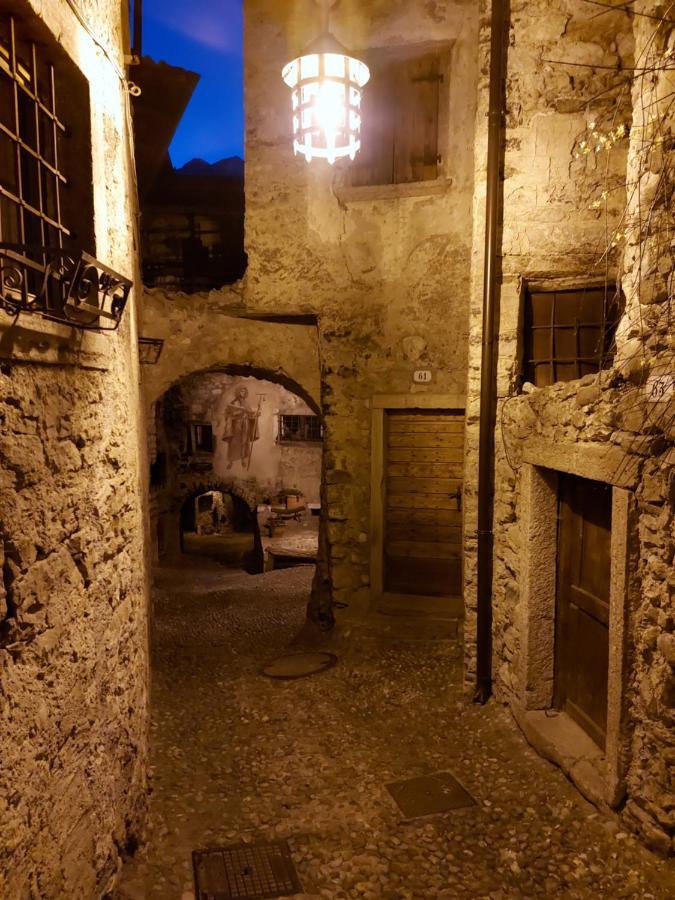 La Piazzetta Di Canale B&B เทนโน ภายนอก รูปภาพ
